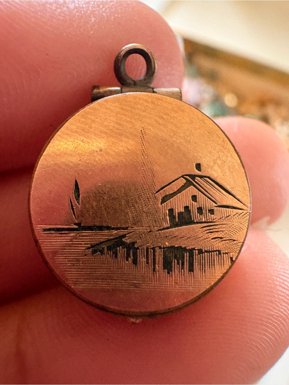 Antique gold plated gold locket